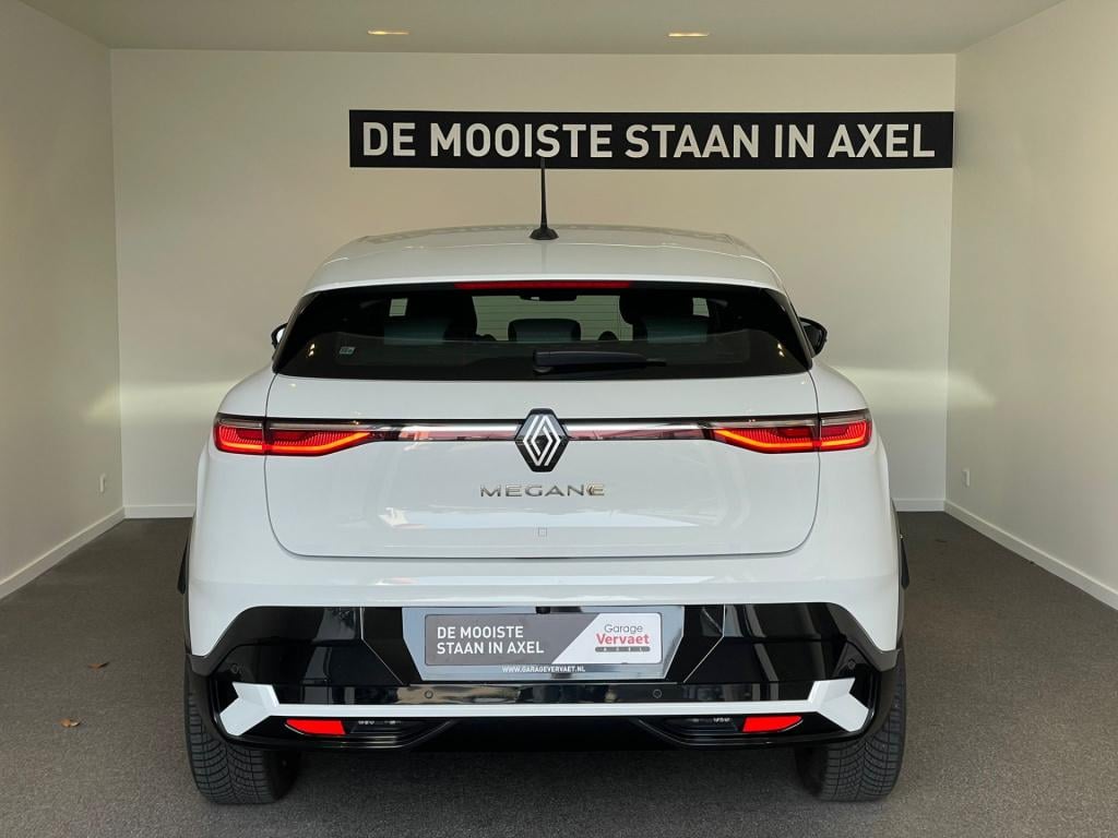 Renault Megane E-tech ev40 boost charge equilibre