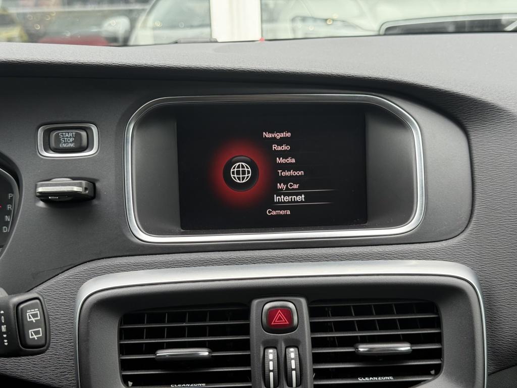 Volvo V40 t2 123pk aut6 polar+| navi| cruise| stoel.verw| led| pdc