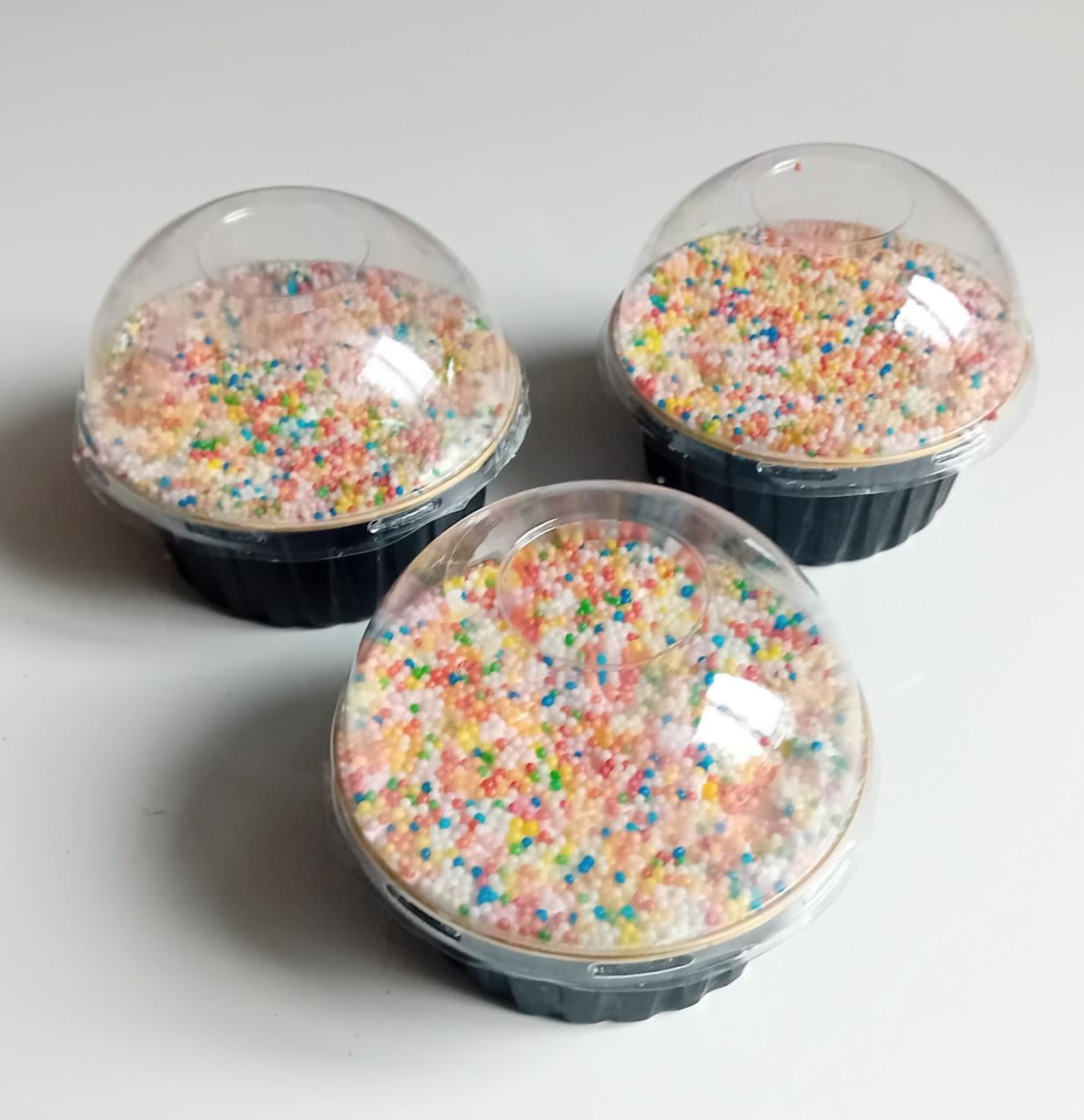 Dot cakes