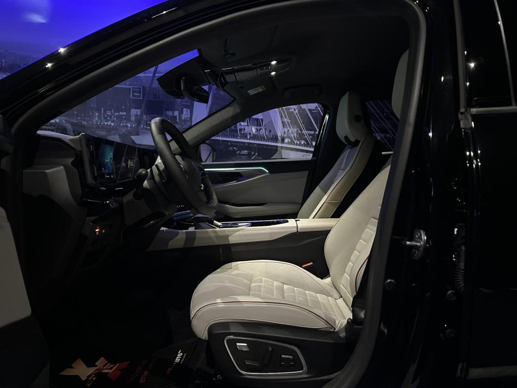 Renault Espace e-tech full hybrid 200 iconic 7p.