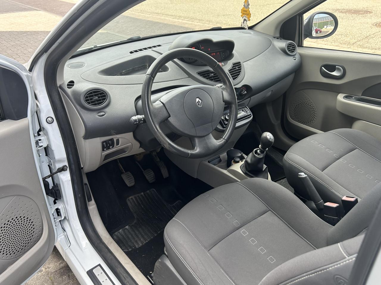 Renault Twingo 1.2  Schuif / Panoramadak / airco