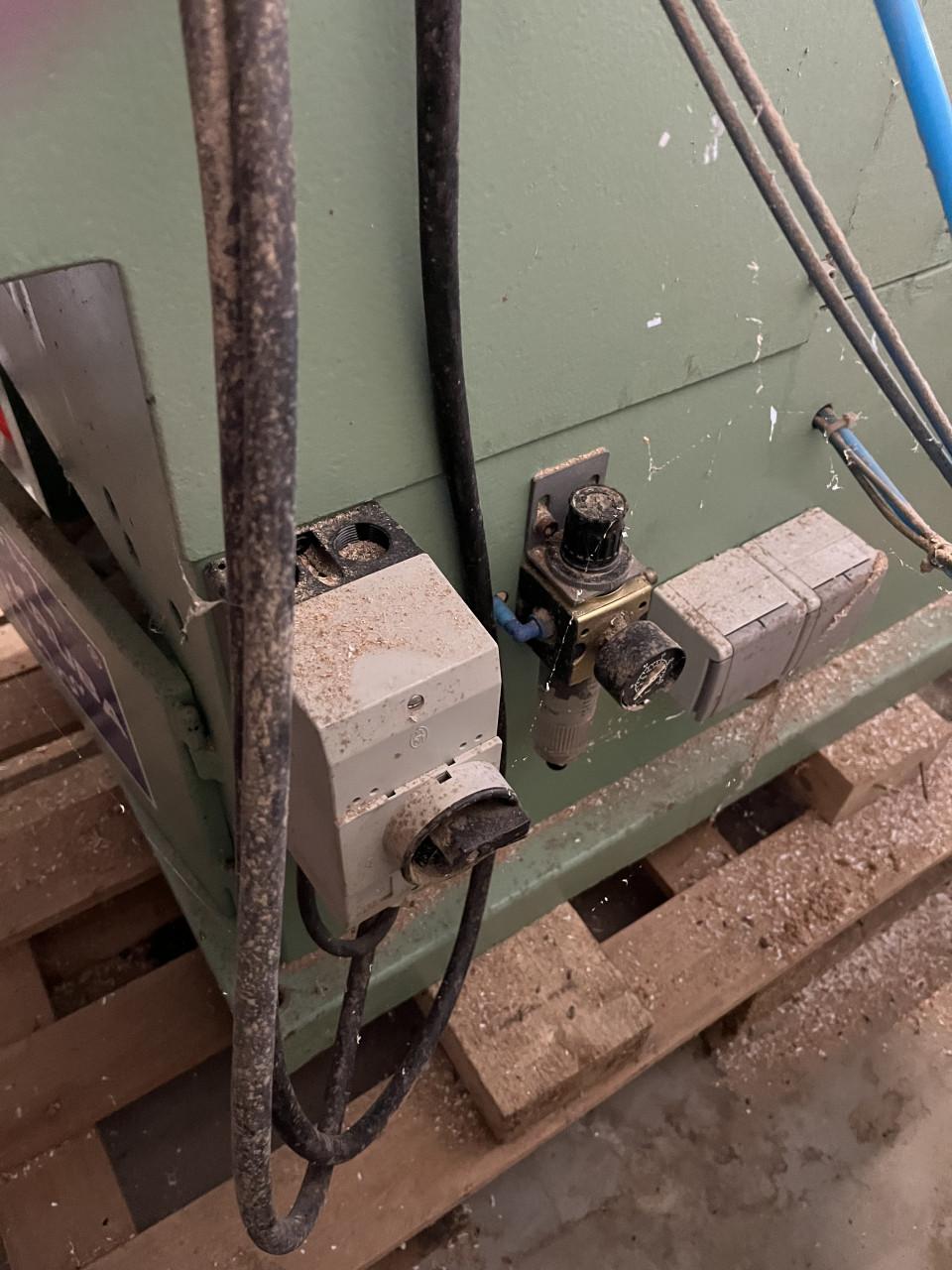 Zaagmachine haakse zaag