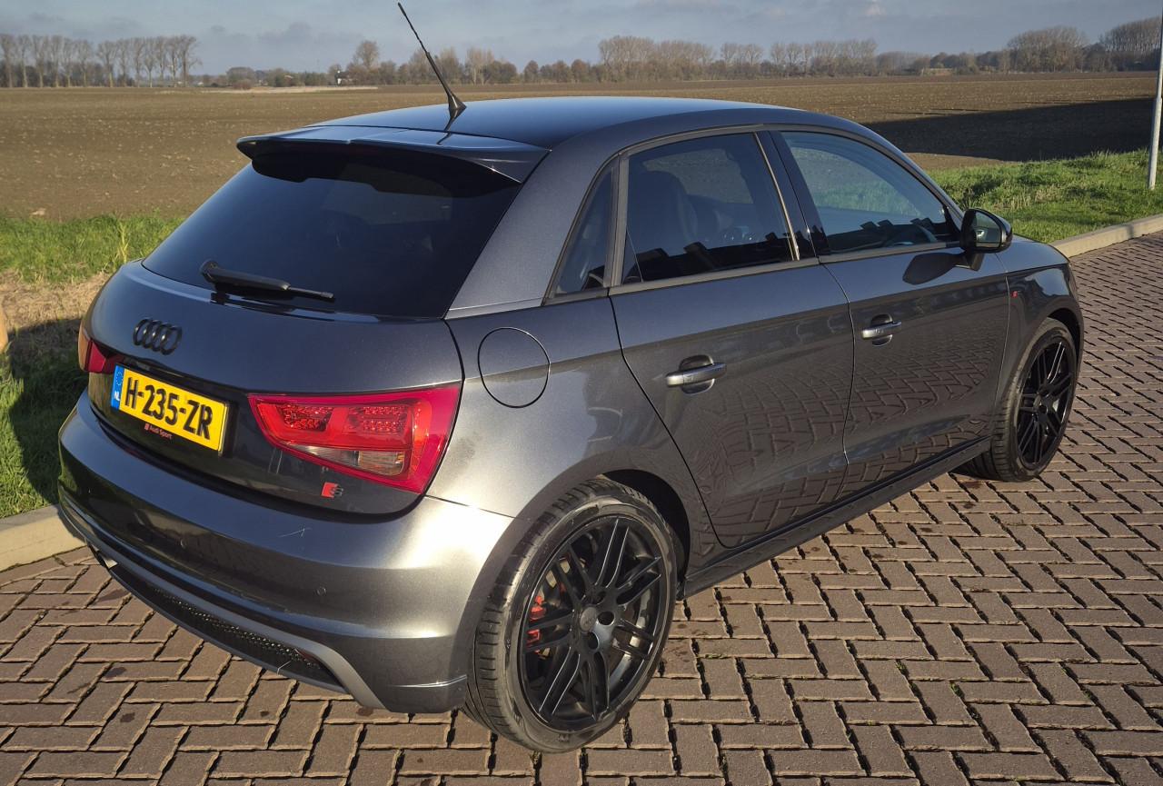 Audi A1 185 Pk 3 x S line Automaat Sport Leer