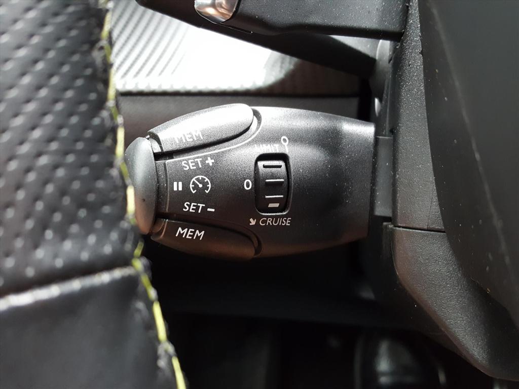 Peugeot 2008 1.2 130pk gt eat8 automaat apple carplay & android auto | trek