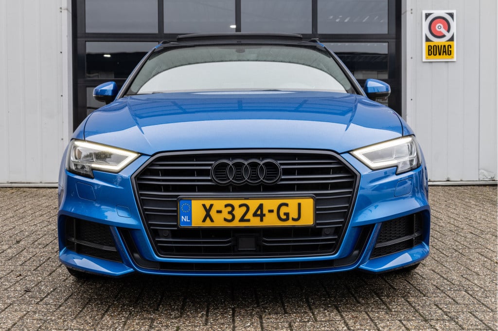Audi A3 sportback 1.5 tfsi s line edition ✅pano✅matrix✅optiekzwart✅b&o