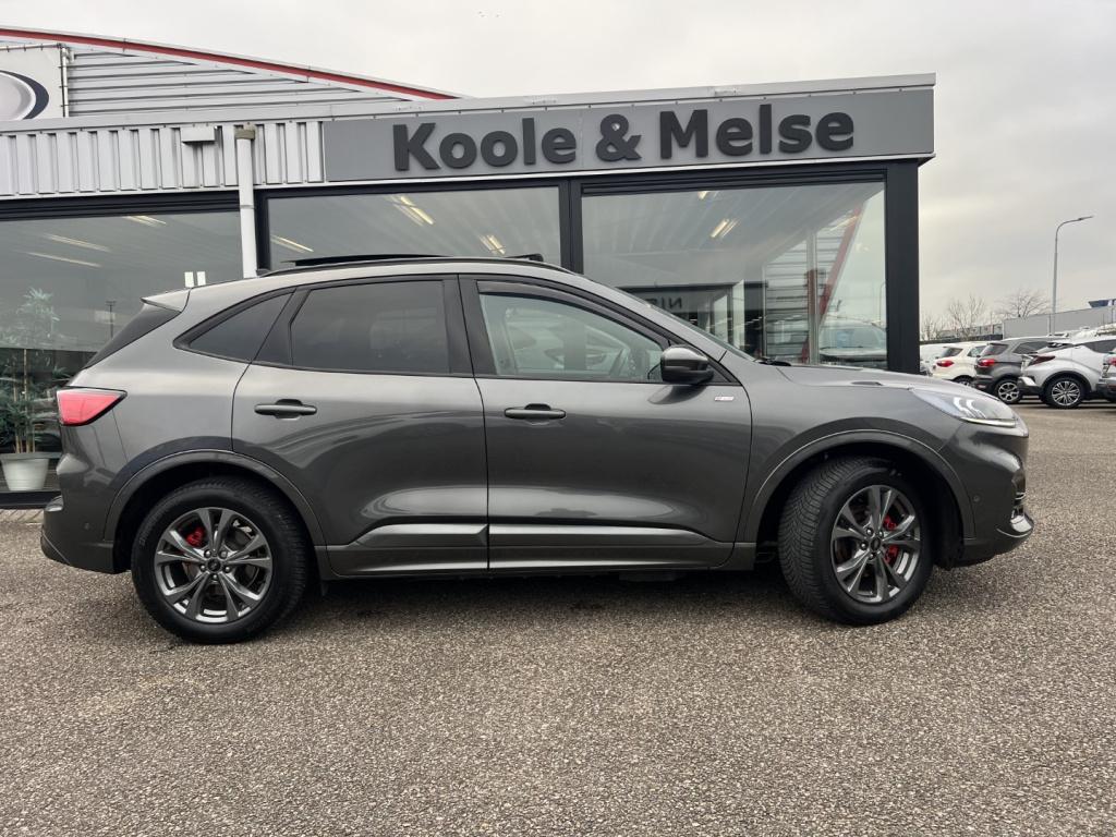 Ford Kuga 2.5 phev e-cvt 225pk st-line x , trekhaak , panodak , voorruitver