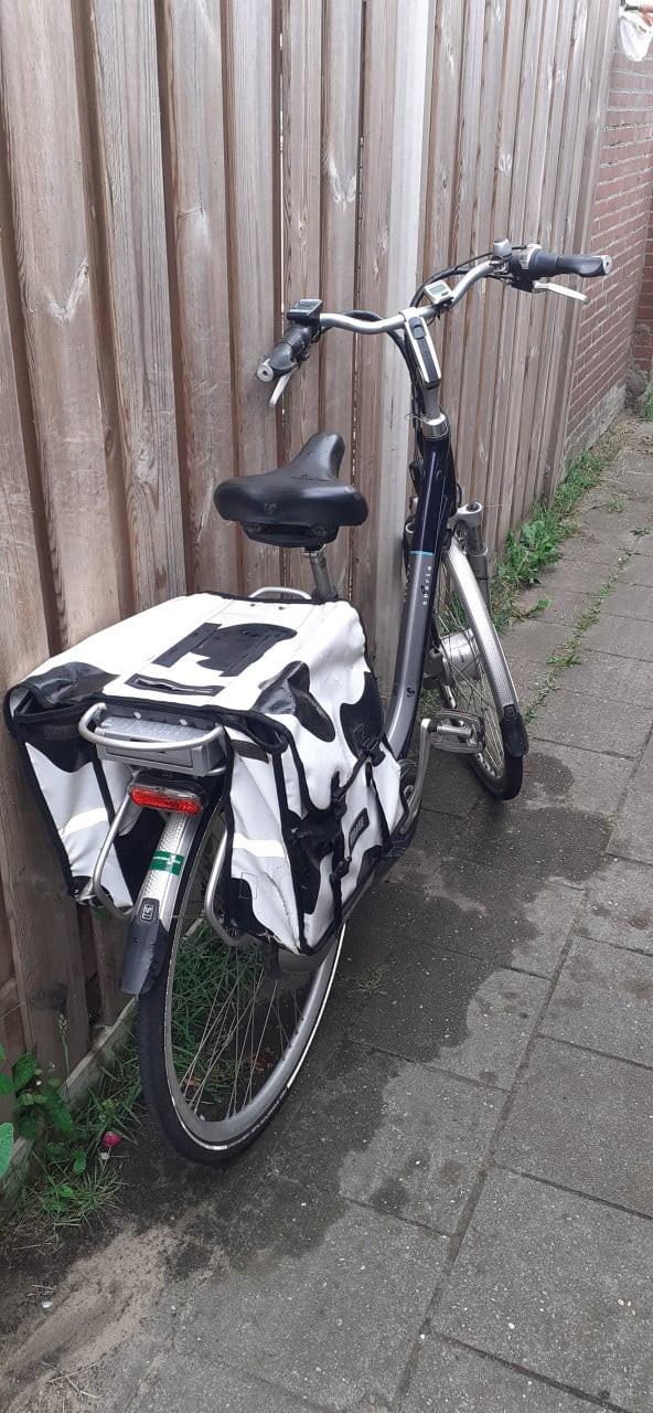 3 x defecte E-Bike SPARTA met goede ACCU,s + Lader