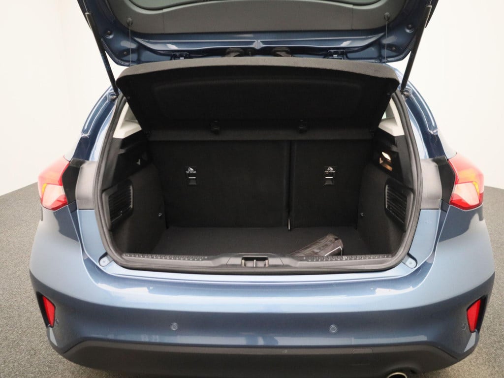 Ford Focus 1.0 ecoboost trend edition business | lmv | parkeer sensoren | b