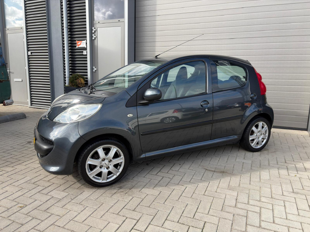 Peugeot 107 1.0-12v xs/152.306 nap/apk/airco/lichtmetaal/