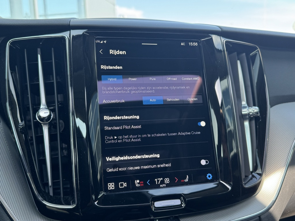 Volvo XC60 t6 398pk recharge plus dark| panodak| adap.cruise| trekhaak| 360