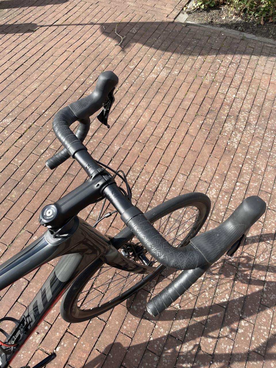 Giant Advance Carbon Racefiets zo goed als nieuw !!!