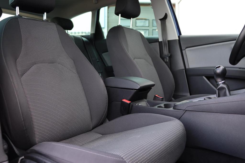 Seat Leon st 1.0 ecotsi style business intense 116pk