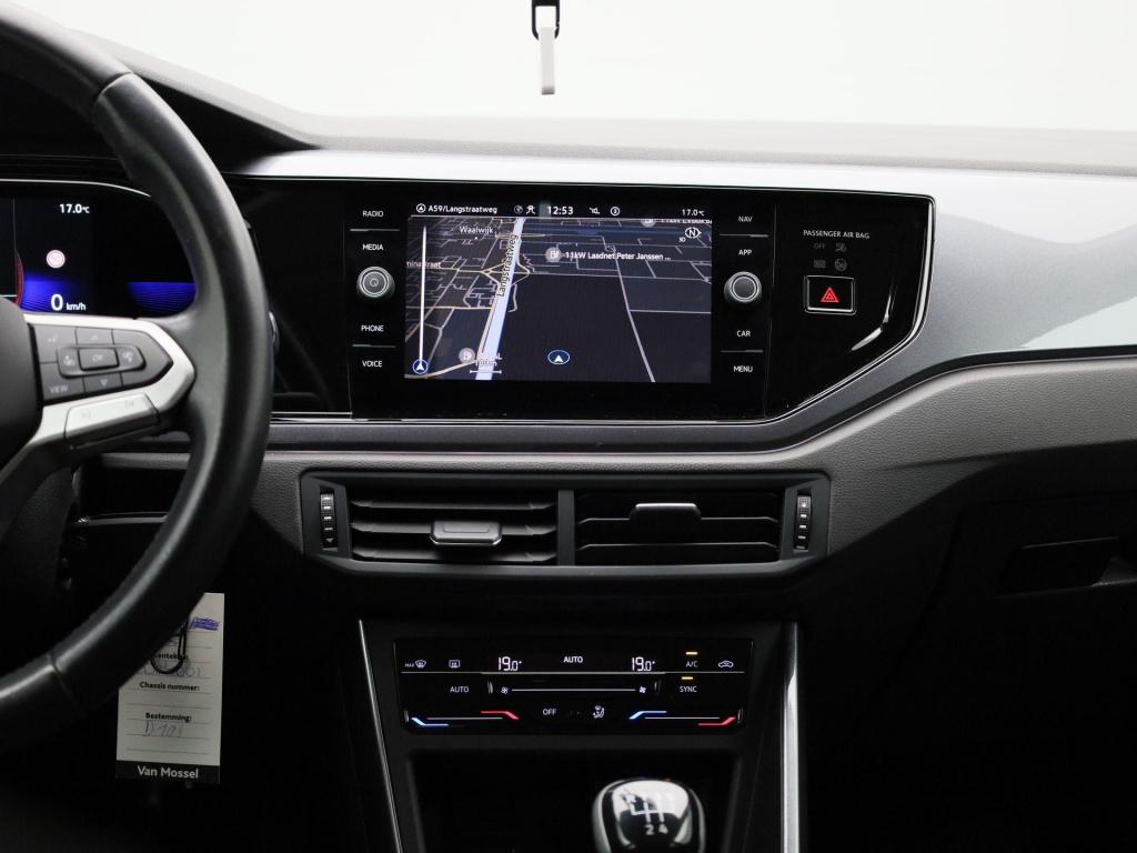 Volkswagen Polo 1.0 tsi r-line business | apple carplay | iq light | achter