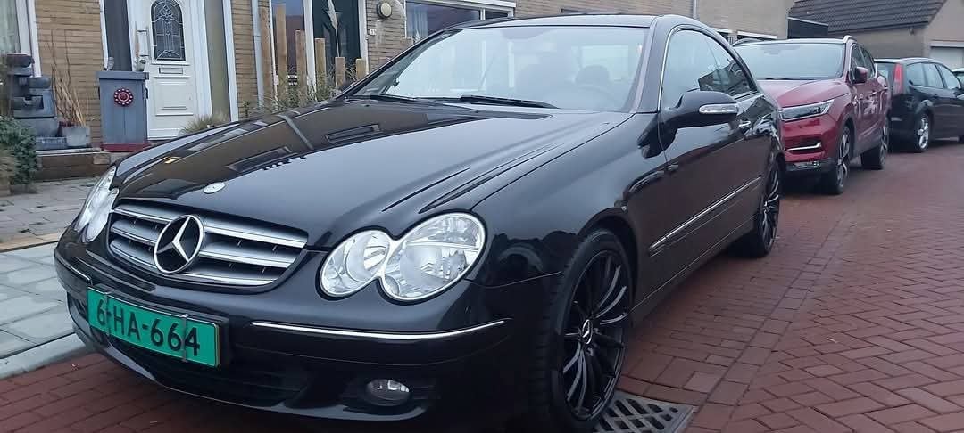 Zeer mooie Mercedes CLK 220 Cdi Coupe