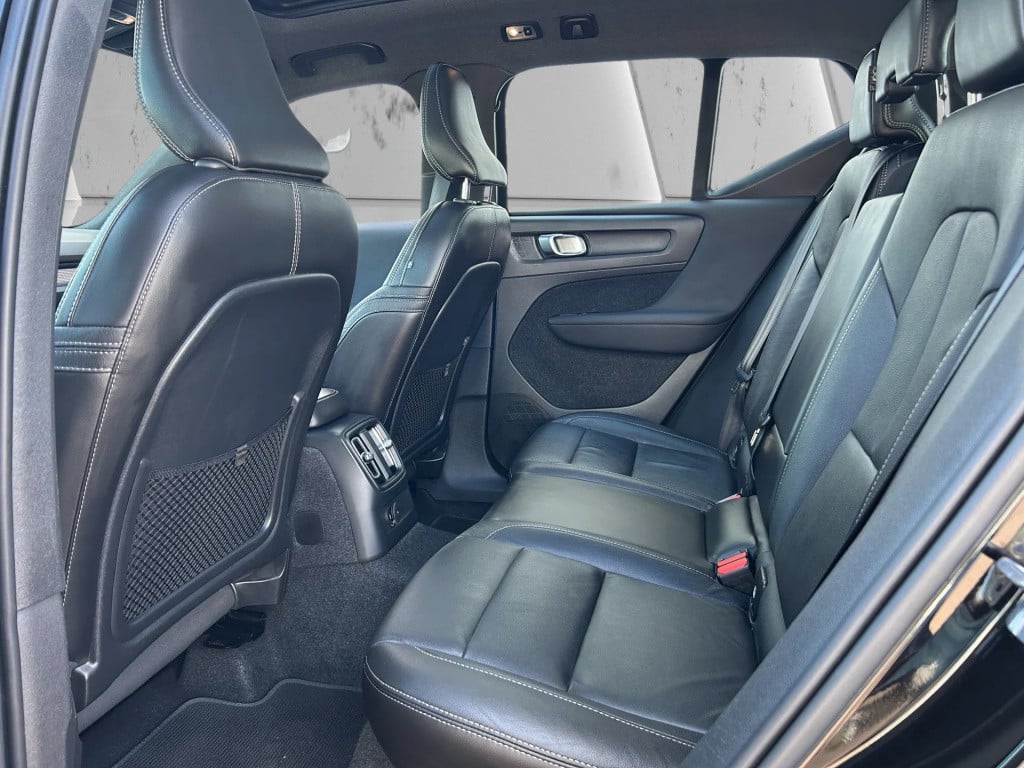 Volvo XC40 1.5 t5 recharge r-design rijklaar incl garantie