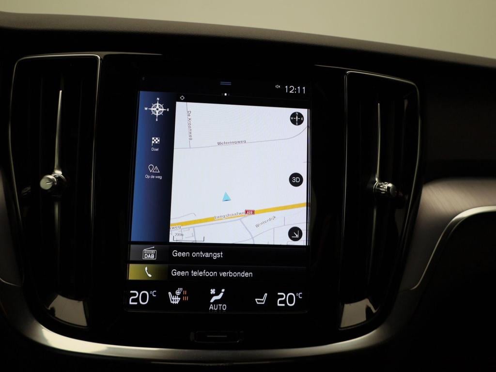 Volvo V60 b3 core dct | automaat | navigatie | virtual cockpit  | climate c