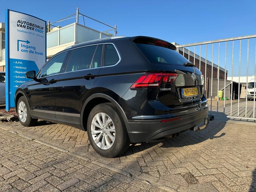 Volkswagen Tiguan 1.4 tsi 150pk act comfortline trekhaak 1800kg pdc dab+ na