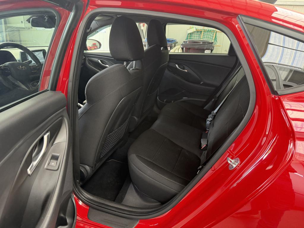 Hyundai I 30 i30 1.4 t-gdi n line 5 fastback! rijklaar!