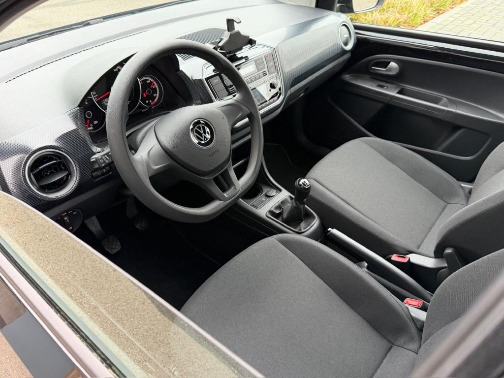 Volkswagen UP! 1.0 5-deurs | camera | cruise | airco | bluetooth | pdc | ri