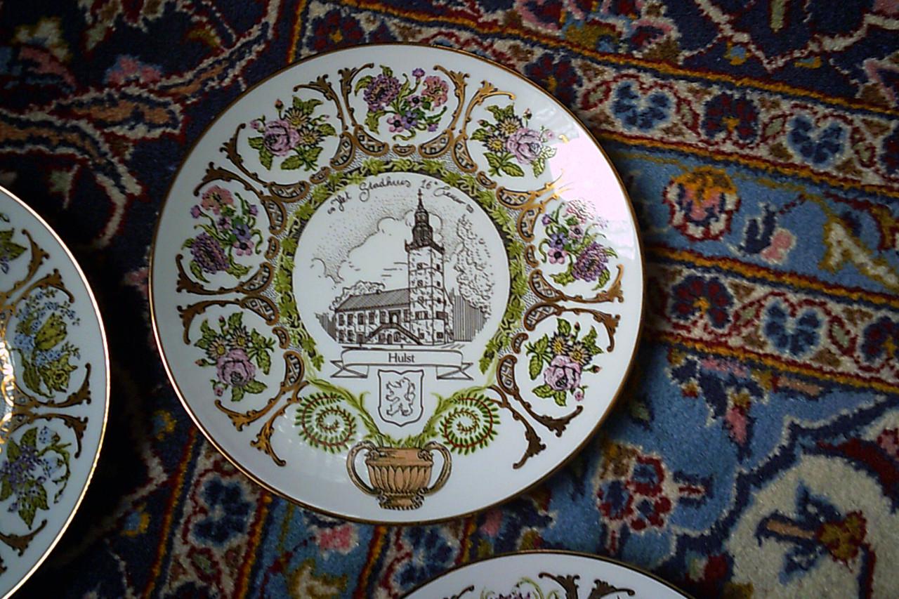 Porseleinen sierborden HULST - uitgiftejaar 1994 - vier jaargetijden ...