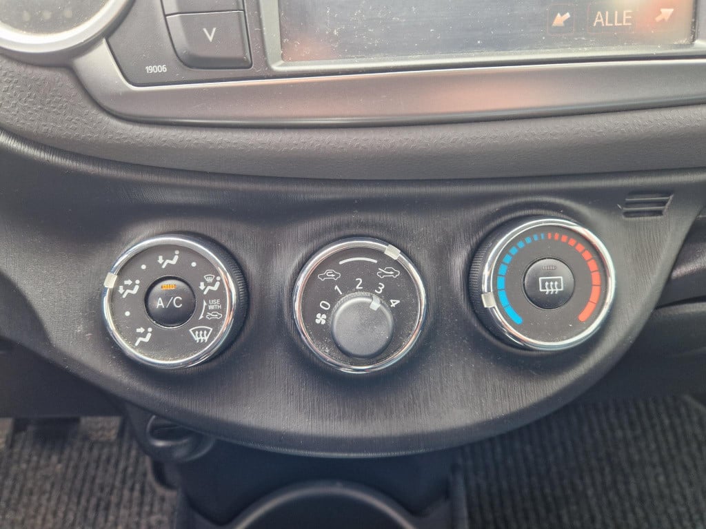 Toyota Yaris 1.0 vvt-i aspiration