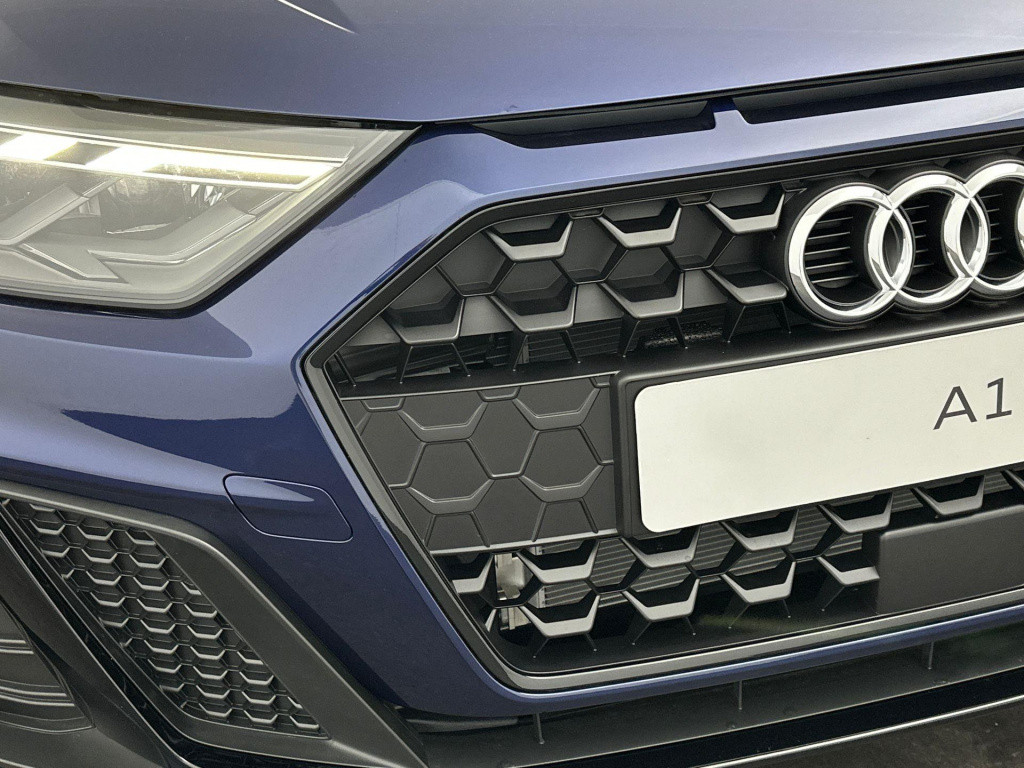 Audi A1 Sportback s edition 25 tfsi 70 kw / 95 pk sportback 5 versn.