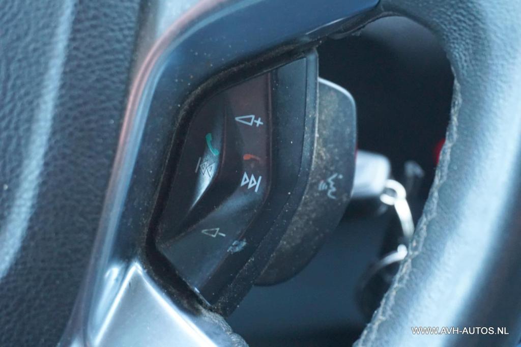 Ford Transit Custom 270 2.2 tdci l1h1 trend, turbo defect!!