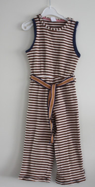 Gestreepte jumpsuit  maat 98