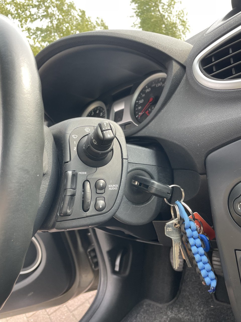 Renault Clio 1.2 Collection | 2010 | 120.000 km | €4.000