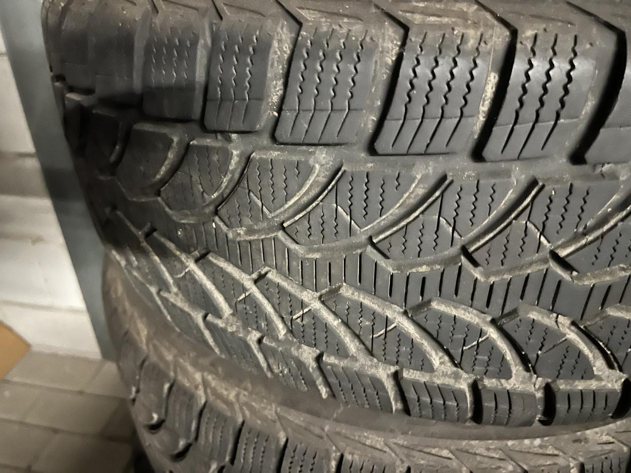 Wintersportvakantie    Te Koop Originele Mercedes-Benz Winterwielen