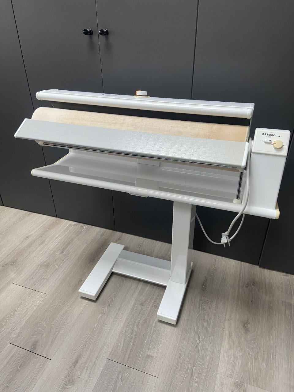 Strijkmachine miele
