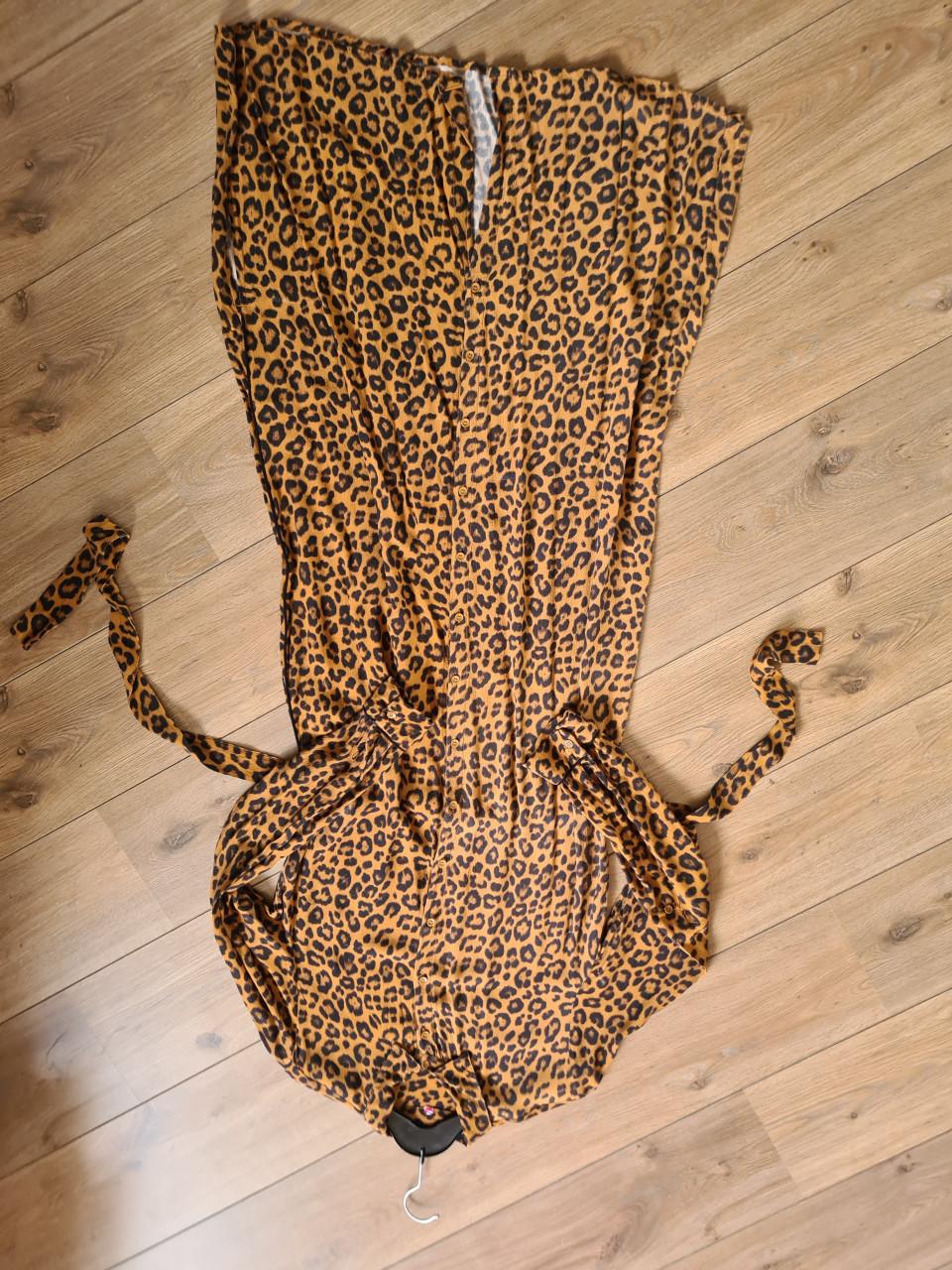 Prachtige maxi doorknoop jurk van Miss Etam Mt M-L