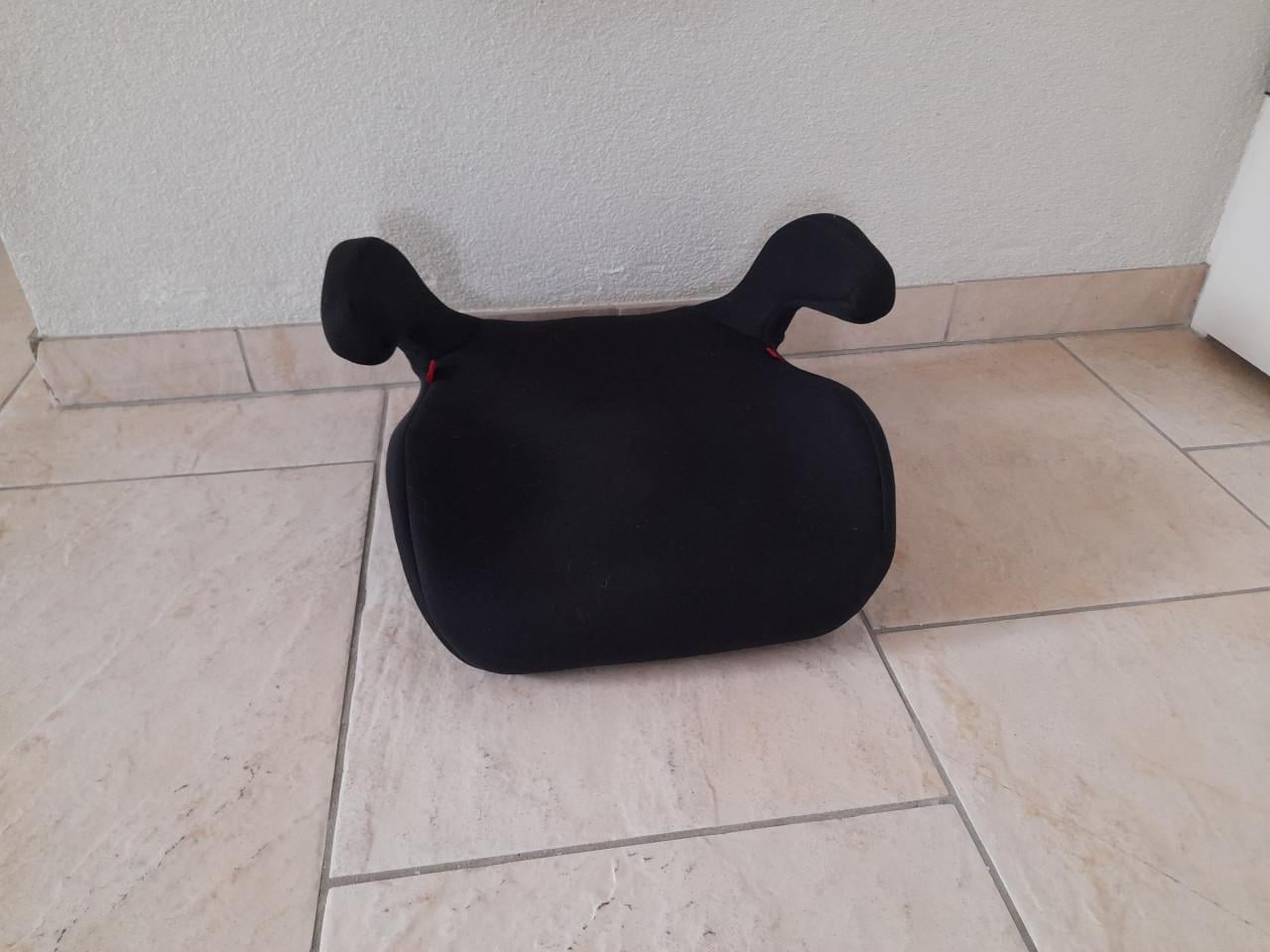 Autostoel verhoger  15/36 kg (in goede staat )