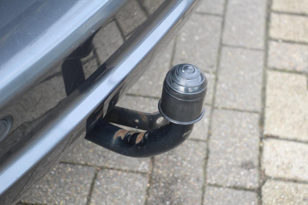 Volvo S40 2.4 edition aut. - 5cil - cruise - xenon - trekhaak - pdc - deale