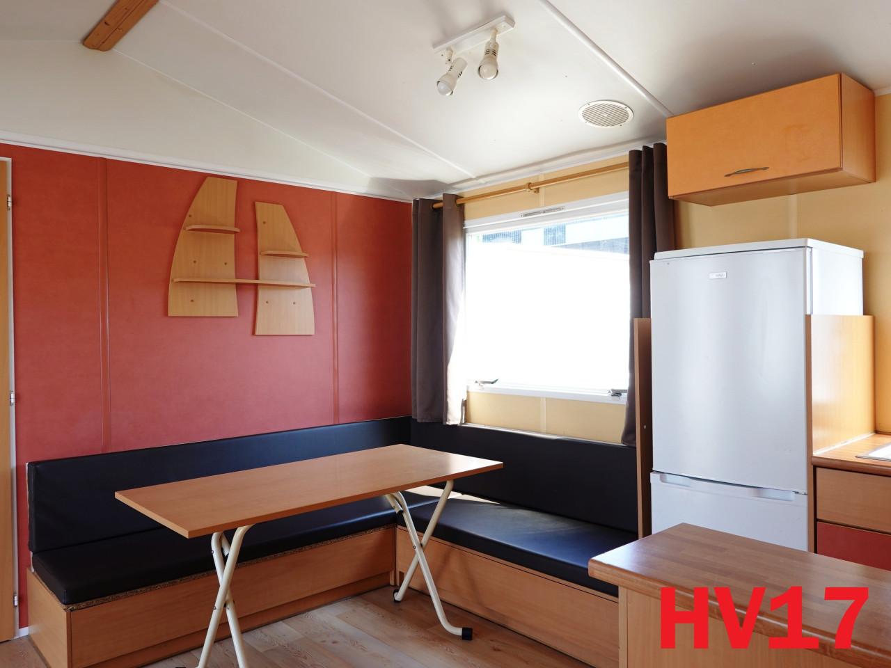 IRM chalets Super Titania met middenkamer dubbel glas 2 slk