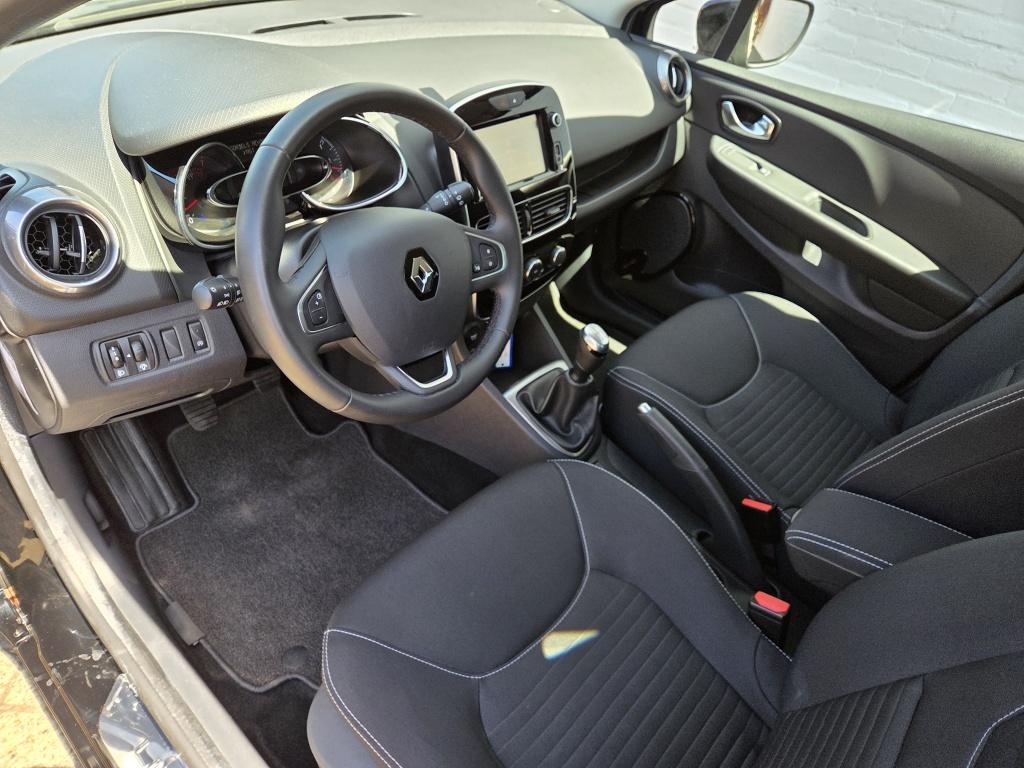 Renault Clio 0.9 tce limited | navi | keyless | parkeer sensoren