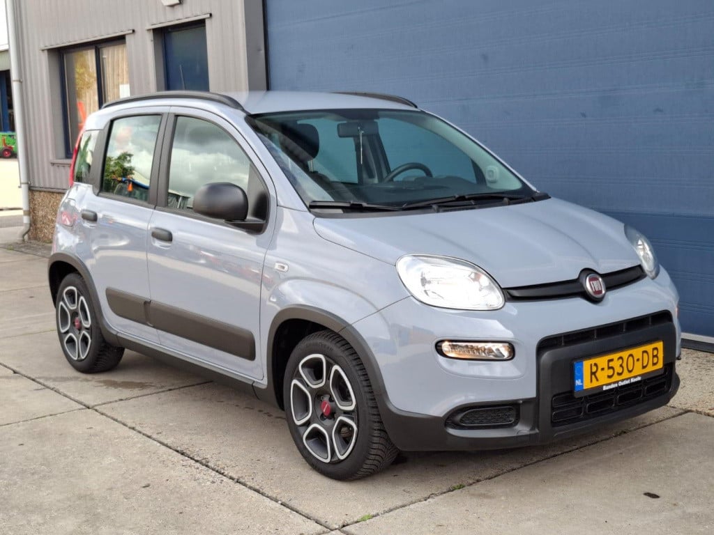 Fiat Panda 1.0 hybrid city life airco / cruise controle / n.a.p / benzine