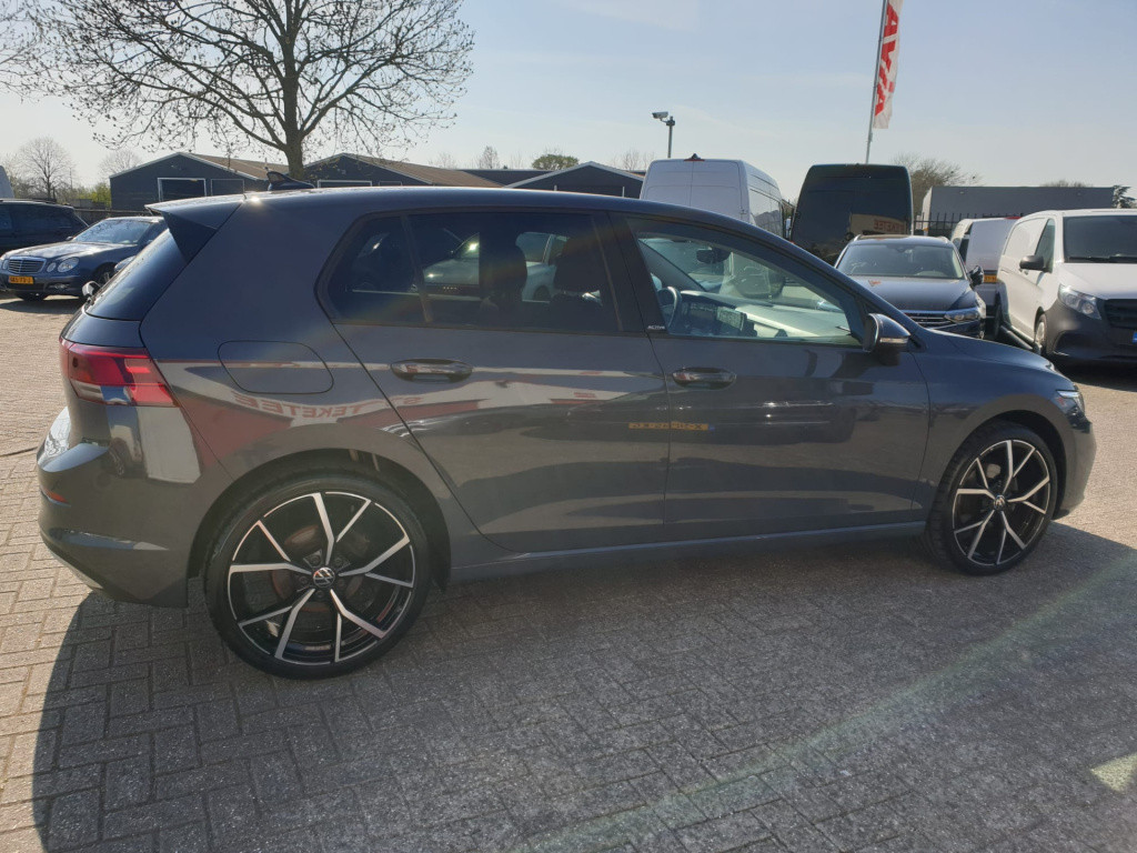 Volkswagen Golf 1.0 tsi 110pk active lounge