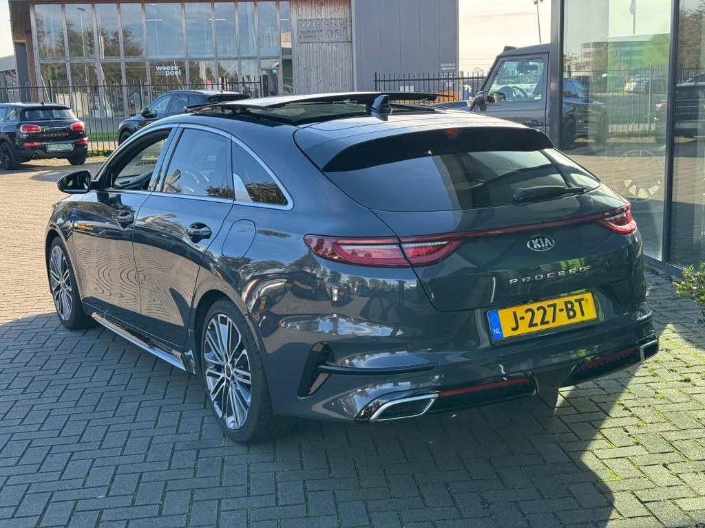 Kia Proceed 1.4 t-gdi gt-plusline * panoramadak * camera * stoel + stuurver