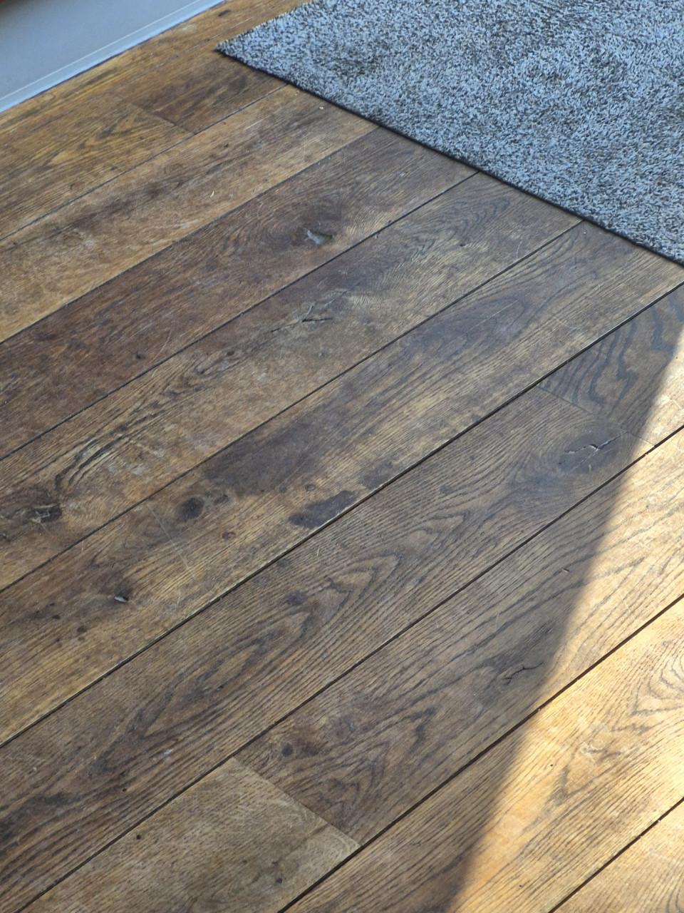 Hardhouten vloer 33 vierkante meter