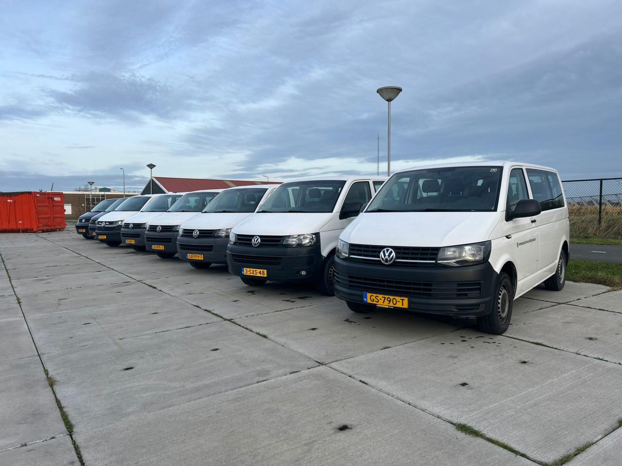 9-Persoons bussen te huur kilometer en borg vrij €110,- Incl BTW