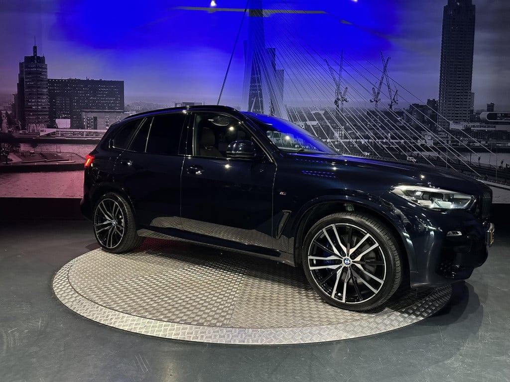 BMW X5 xdrive40i high executive m-sport *camera*22 inch*comfortseats*propil