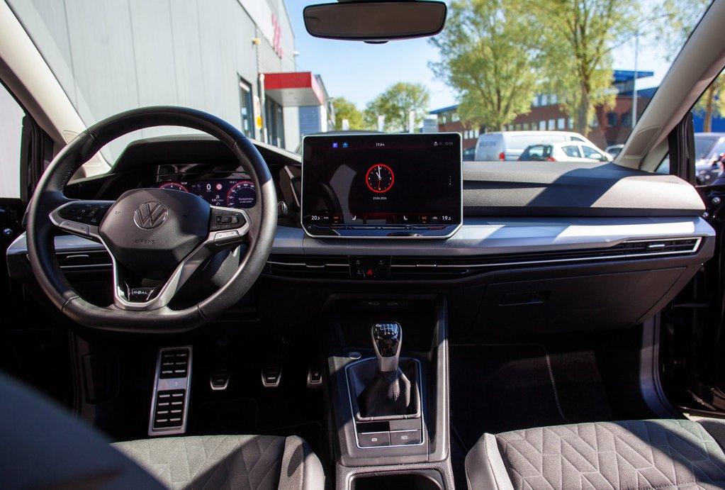 Volkswagen Golf 1.5 tsi life edition