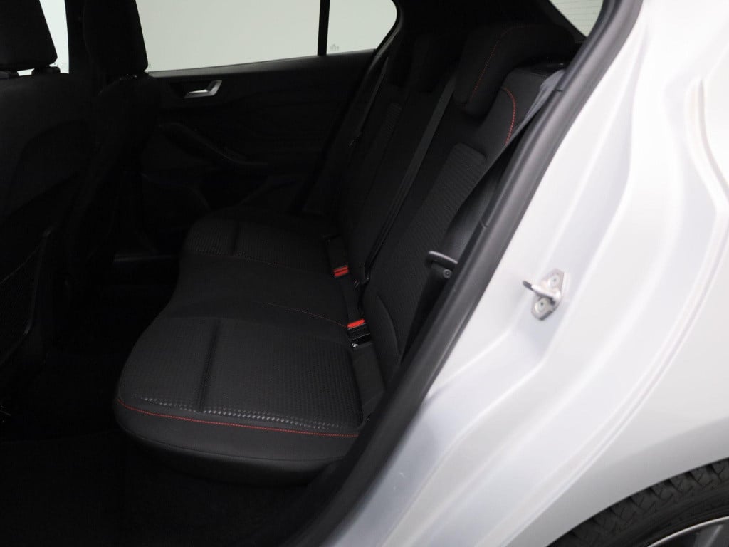 Ford Focus st line | automaat | climate control | cruise control | navigati