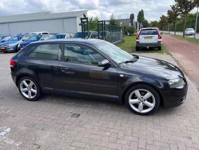Audi A3 2.0 fsi ambiente