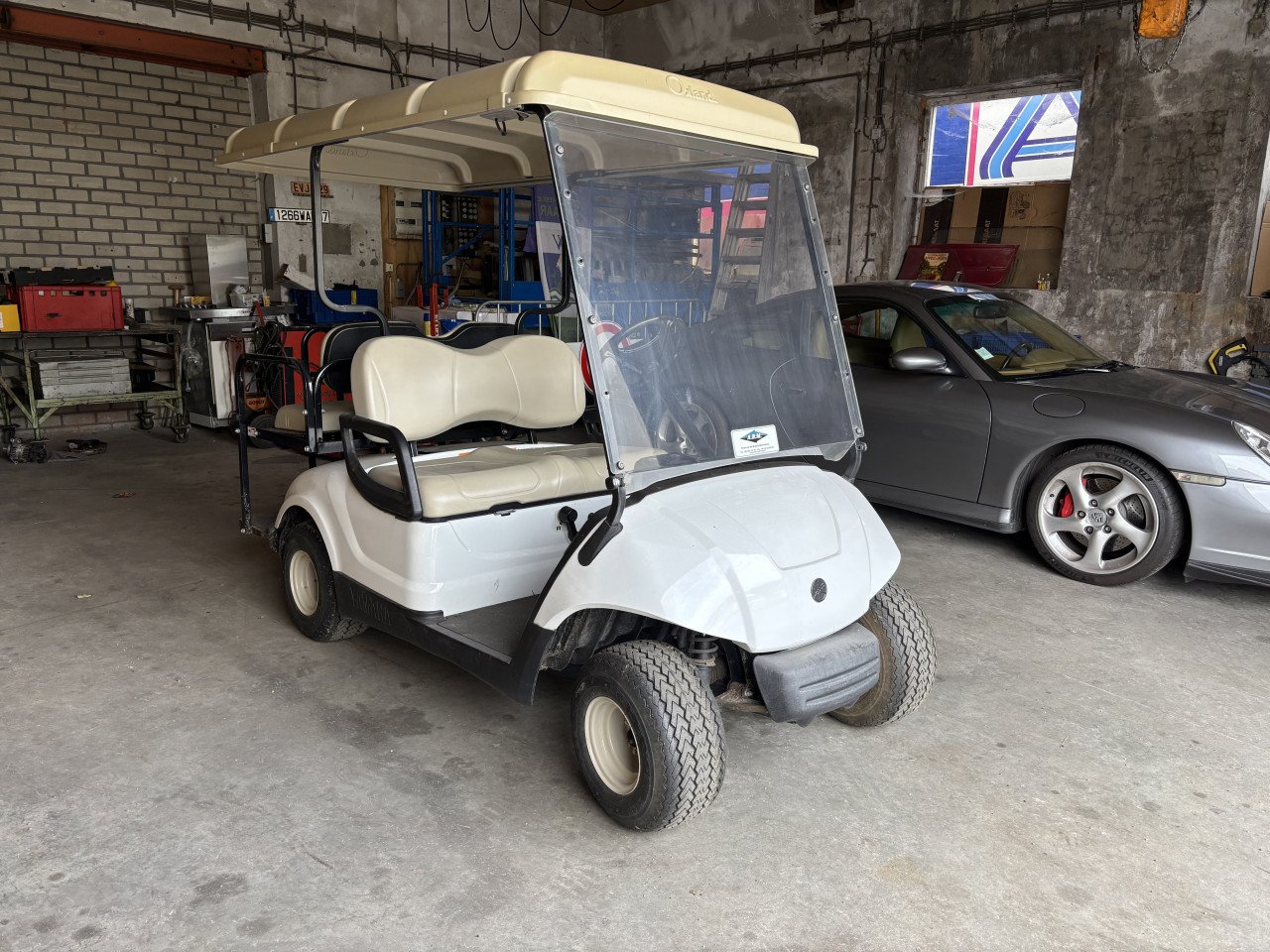 Yamaha golfkar met benzinemotor