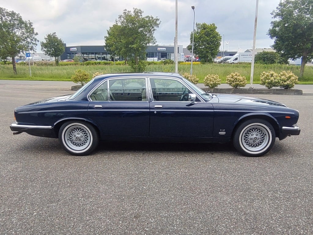 Jaguar Xj 12 serie iii