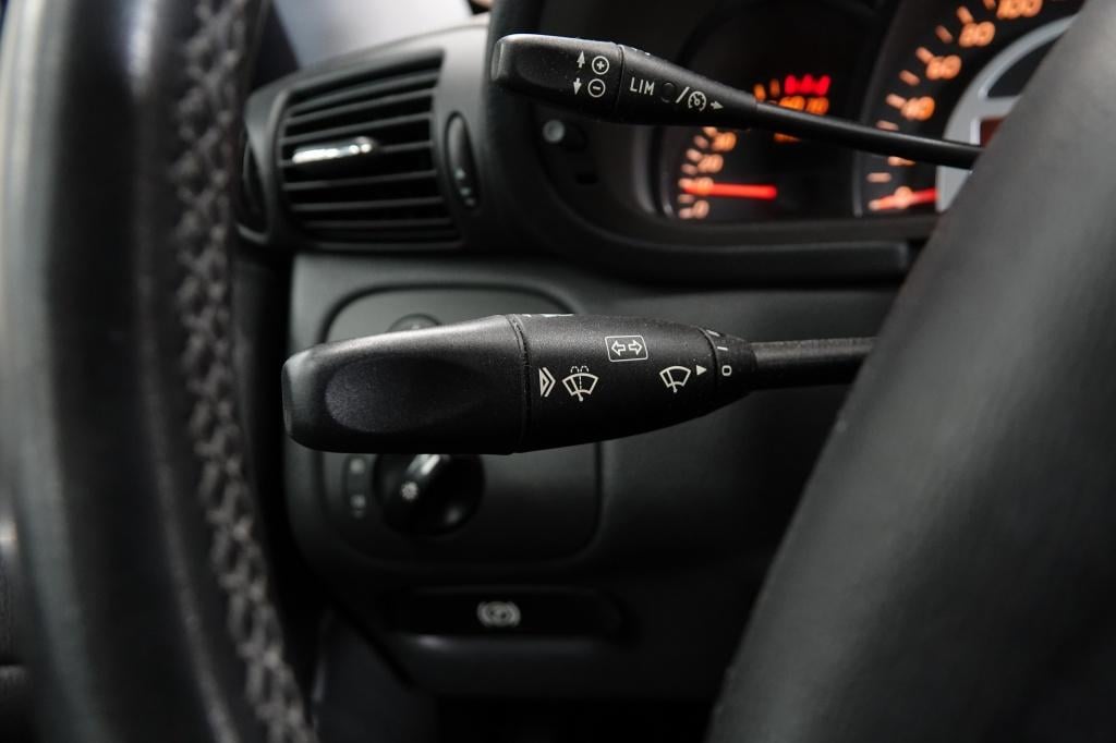 Mercedes-Benz C-Klasse sportcoupé 180 k | cruise | airco | pdc |
