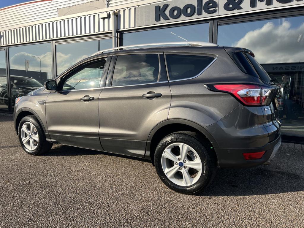 Ford Kuga 1.5 ecoboost 150pk 2wd titanium