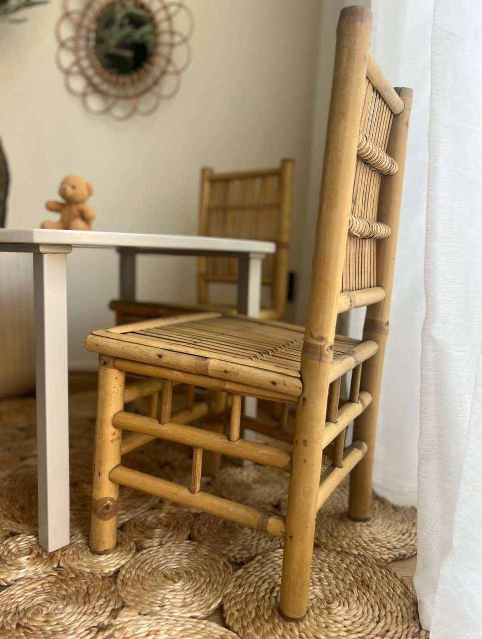 Unieke bamboe kinderset met beige tafeltje
